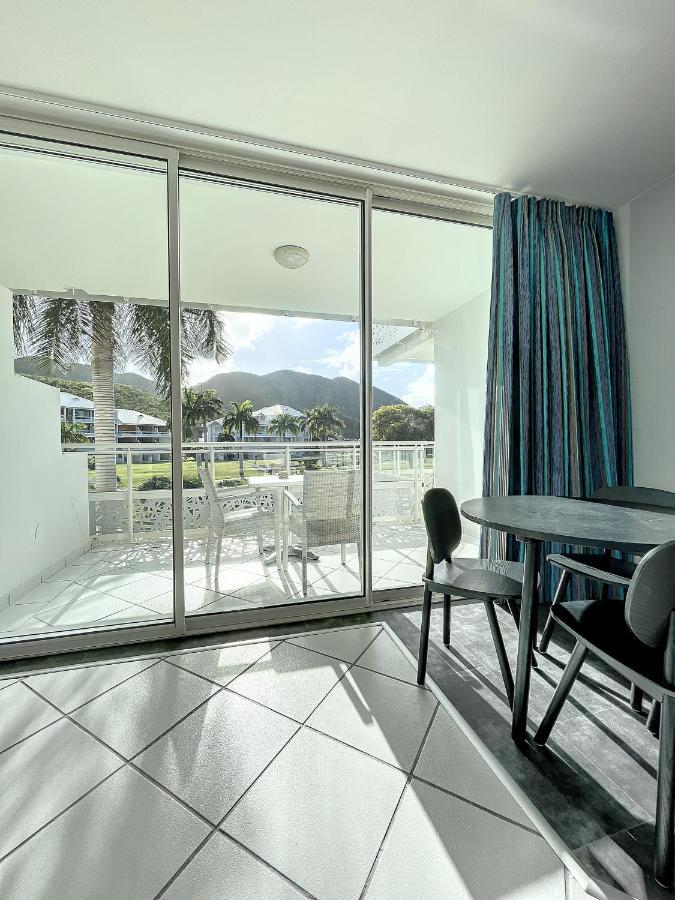 Le Domaine Anse Marcel Beach Resort Экстерьер фото
