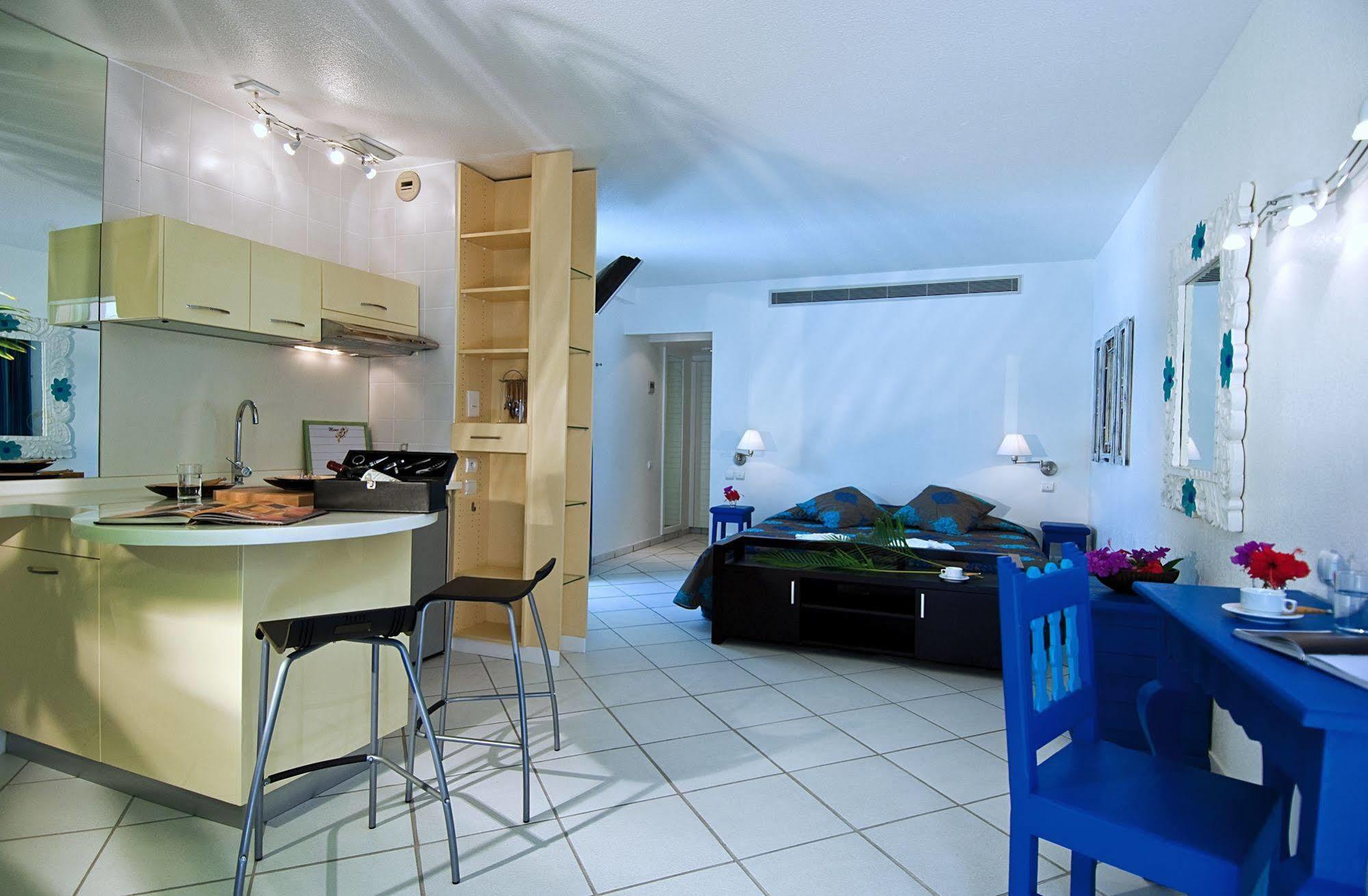 Le Domaine Anse Marcel Beach Resort Экстерьер фото